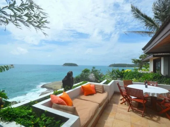 Baan Kata – Oceanfront Villa with Prime Value-Add Potential
