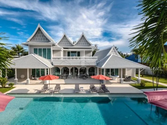 Villa Bellissima: An Ultra- Luxurious Seaside Retreat near Bang Tao Beach Phuket