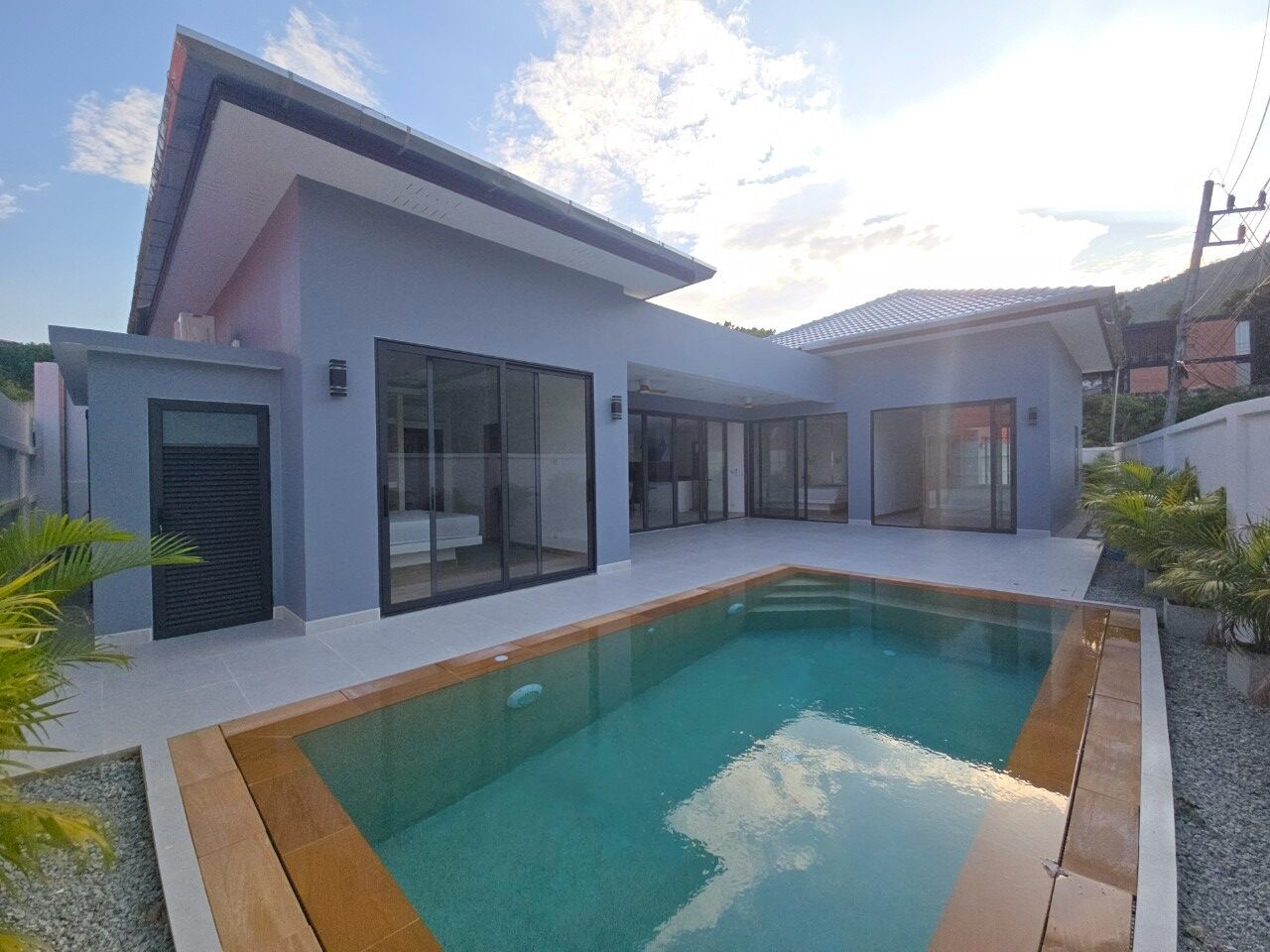 Chalong Mountain Home (7)