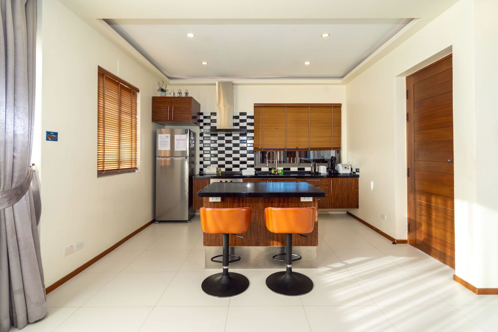 Sequoia-05-Kitchen-04