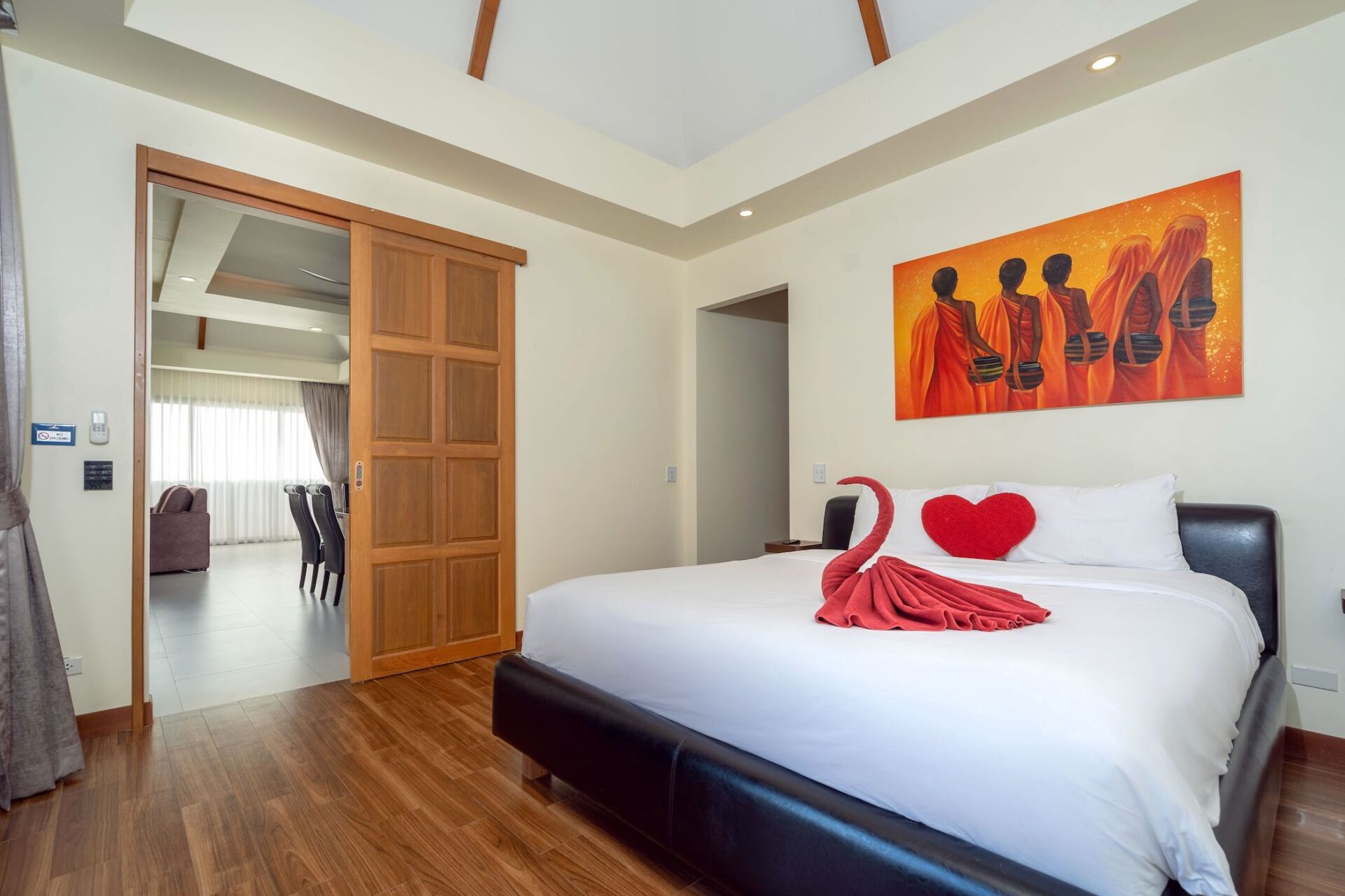 Sequoia-10-Bedroom 1-03