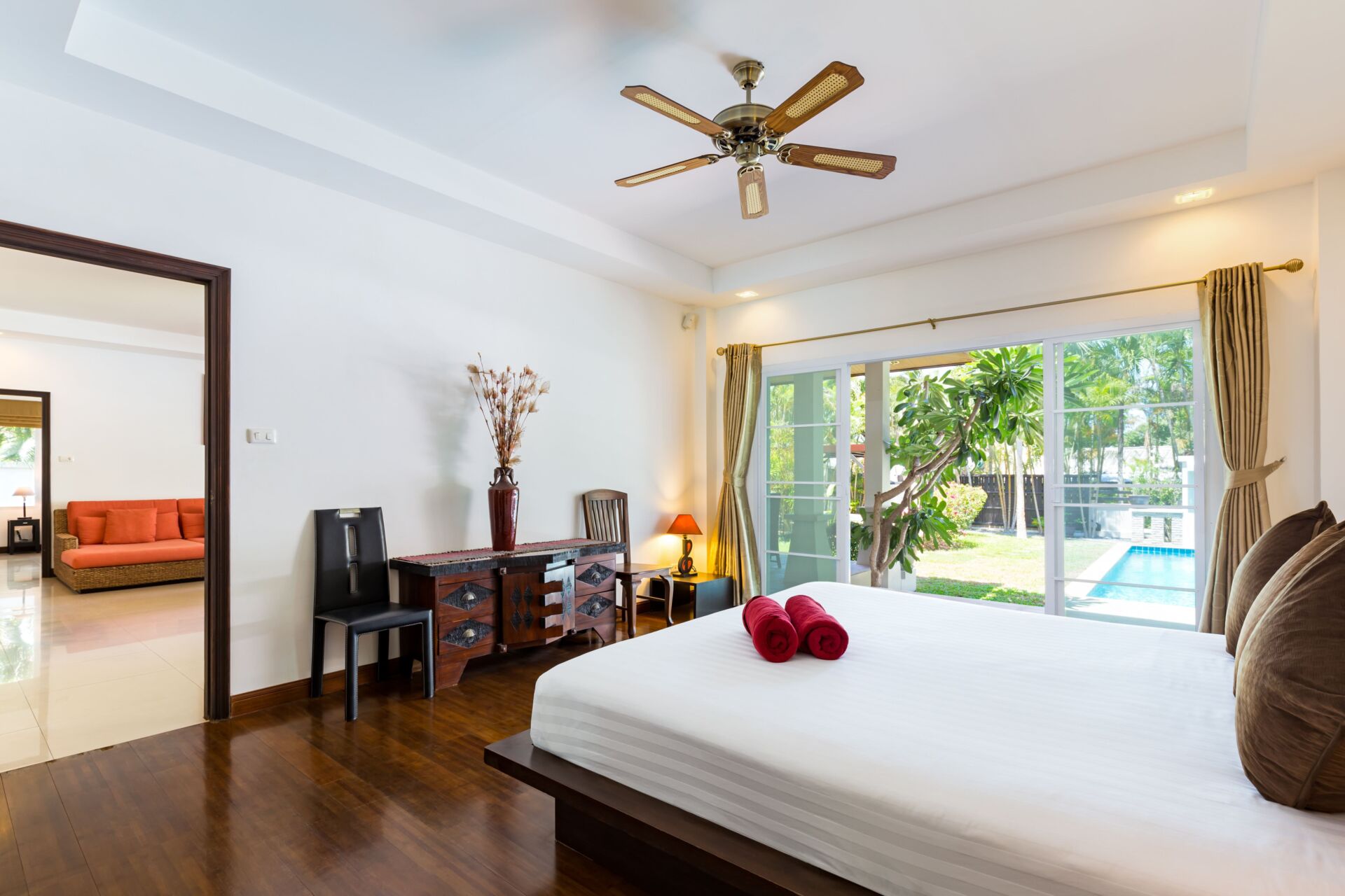 Villa Barnabé-5-Bedroom 1-02