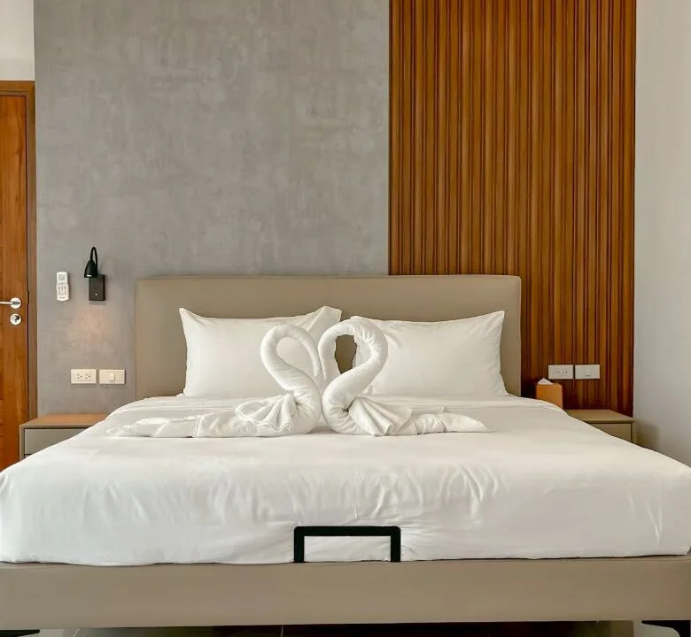 Casa Rivera: Modern 4-Bedroom Private Pool Villa for Rent in Ko Kaeo, Phuket
