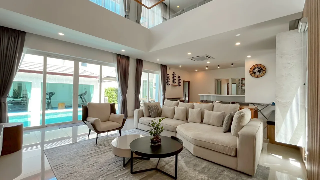 Casa Rivera: Modern 4-Bedroom Private Pool Villa for Rent in Ko Kaeo, Phuket