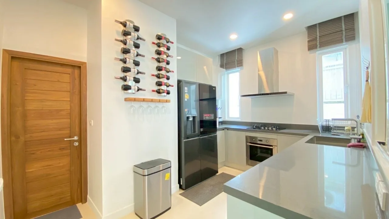 Casa Rivera: Modern 4-Bedroom Private Pool Villa for Rent in Ko Kaeo, Phuket
