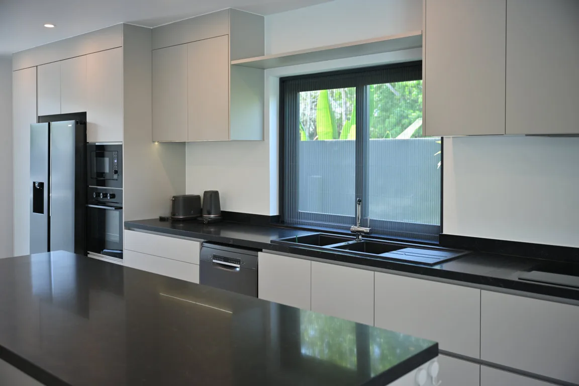D-Kitchen-6 (FILEminimizer) Contemporary 4-Bedroom Pool Villa for Long-Term Rent in Cherngtalay