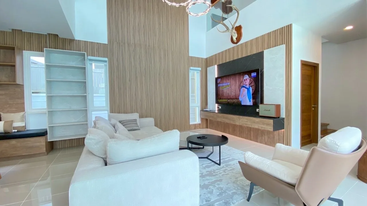 Casa Rivera: Modern 4-Bedroom Private Pool Villa for Rent in Ko Kaeo, Phuket