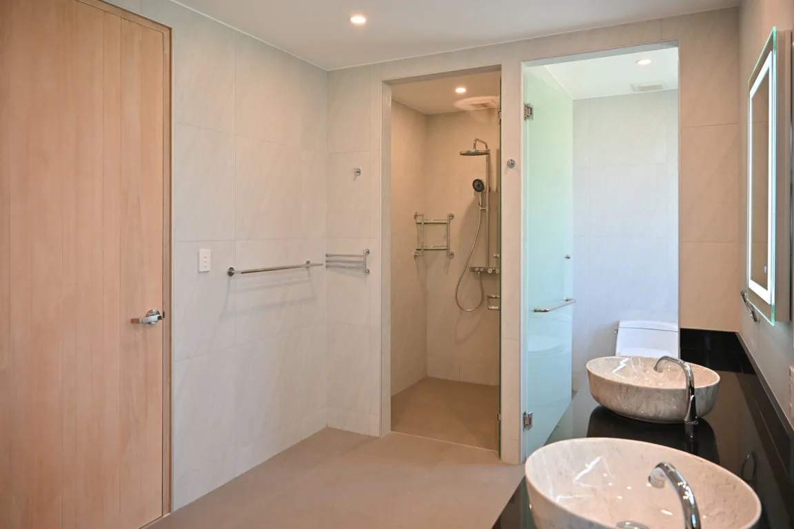 F-Master-13 (FILEminimizer) Contemporary 4-Bedroom Pool Villa for Long-Term Rent in Cherngtalay