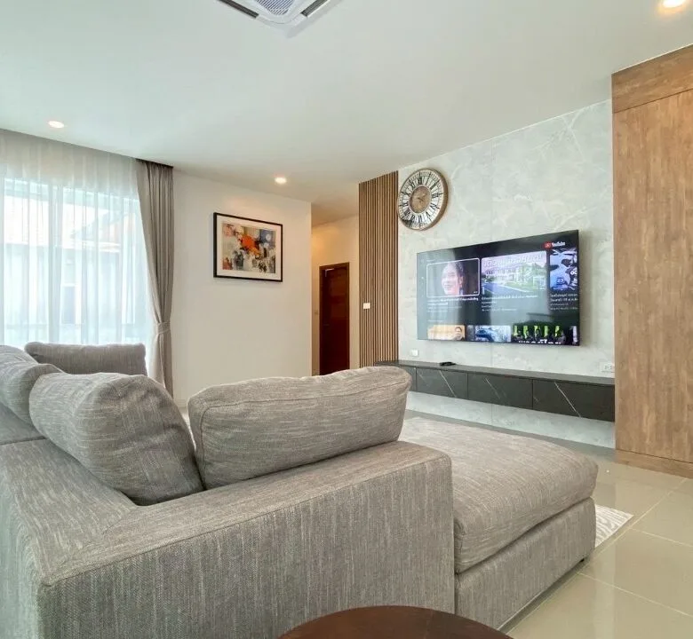 Casa Rivera: Modern 4-Bedroom Private Pool Villa for Rent in Ko Kaeo, Phuket