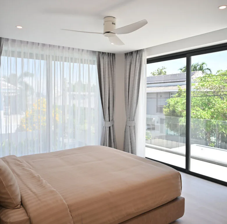 Contemporary 4-Bedroom Pool Villa for Long-Term Rent in Cherngtalay