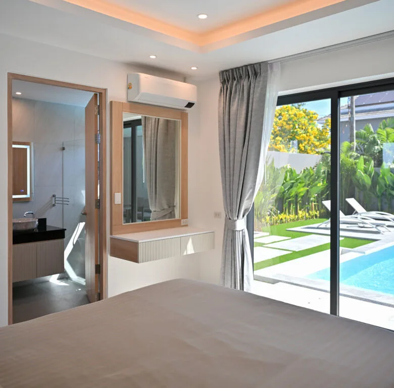Contemporary 4-Bedroom Pool Villa for Long-Term Rent in Cherngtalay