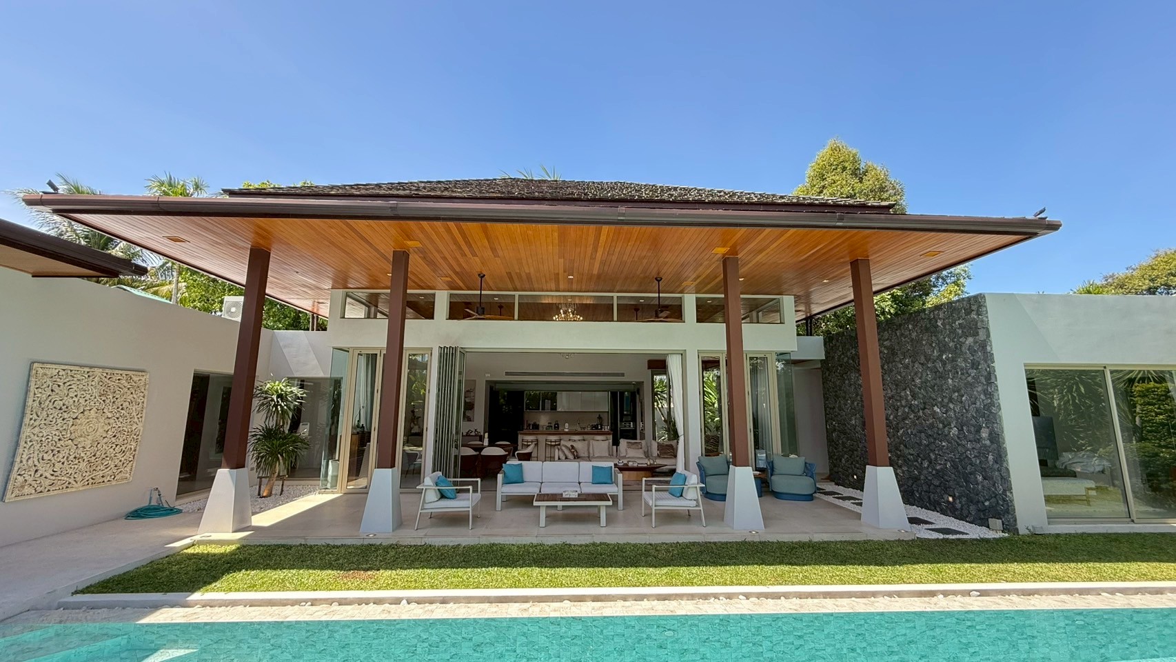 LINE_ALBUM_9568_250509_2