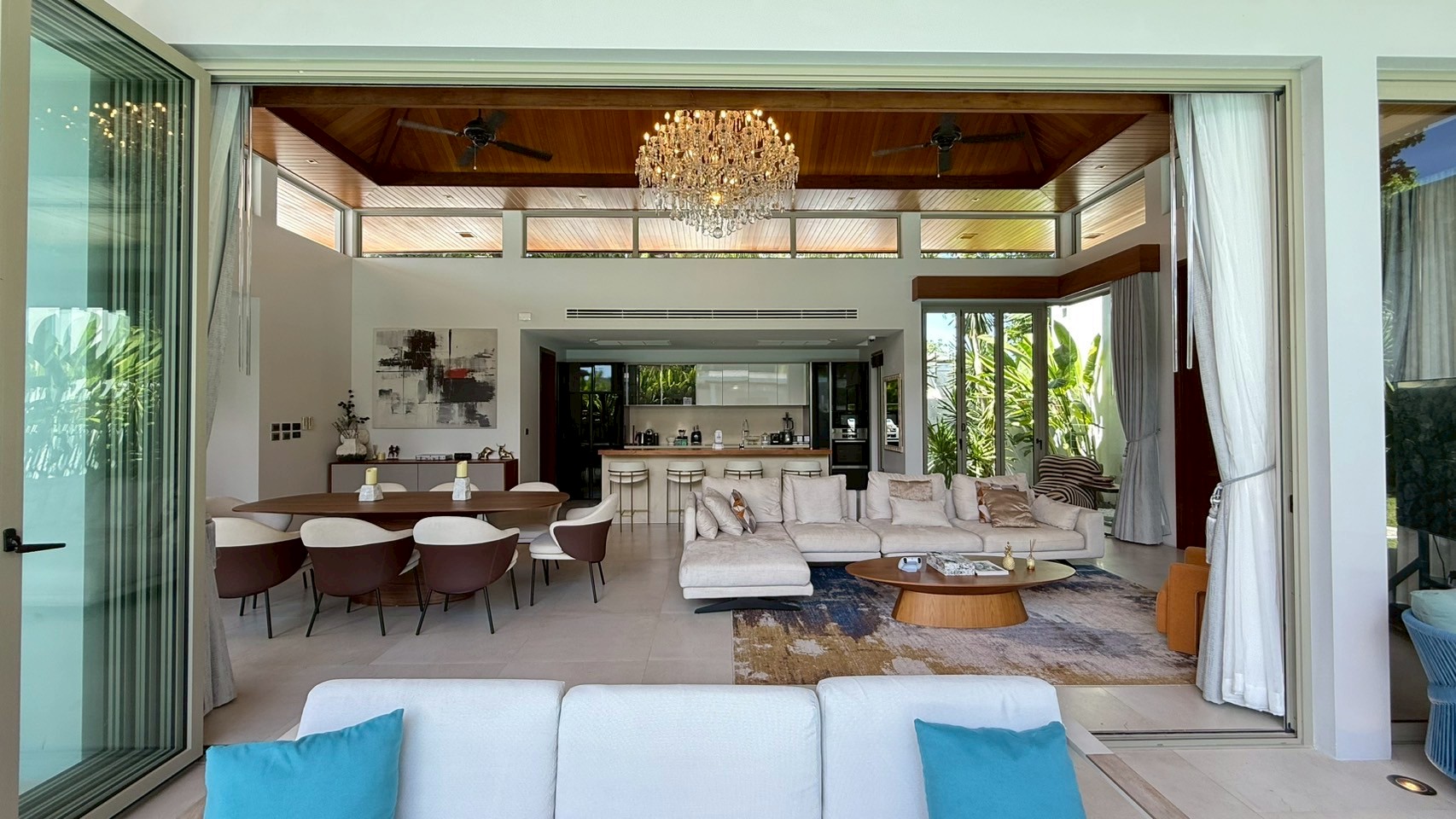 LINE_ALBUM_9568_250509_36