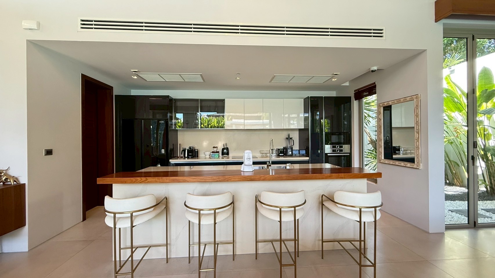 LINE_ALBUM_9568_250509_41