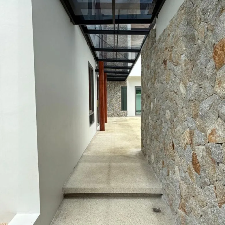 Spacious 5-Bedroom Pool Villa for Sale – Koh Kaew, Phuket