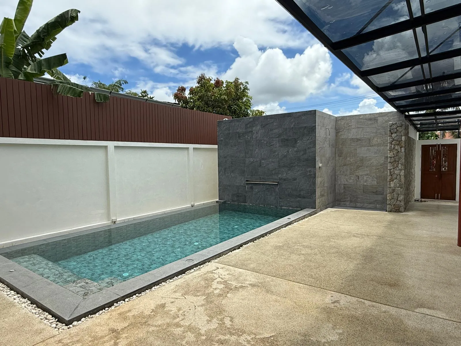 PHOTO-2025-05-14-13-46-25 2 Spacious 5-Bedroom Pool Villa for Sale – Koh Kaew, Phuket