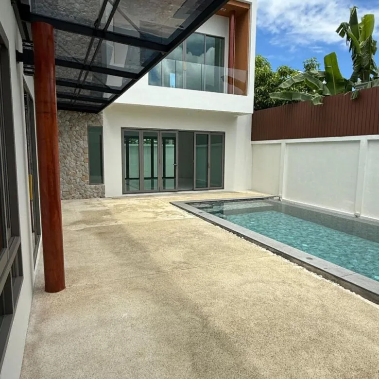 Spacious 5-Bedroom Pool Villa for Sale – Koh Kaew, Phuket