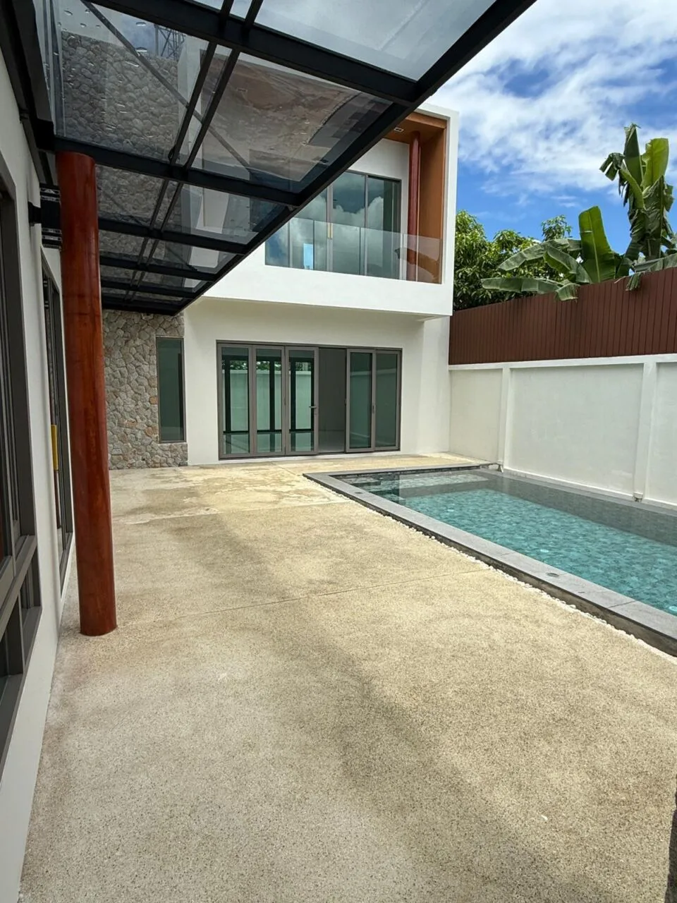 PHOTO-2025-05-14-13-46-25 3 Spacious 5-Bedroom Pool Villa for Sale – Koh Kaew, Phuket