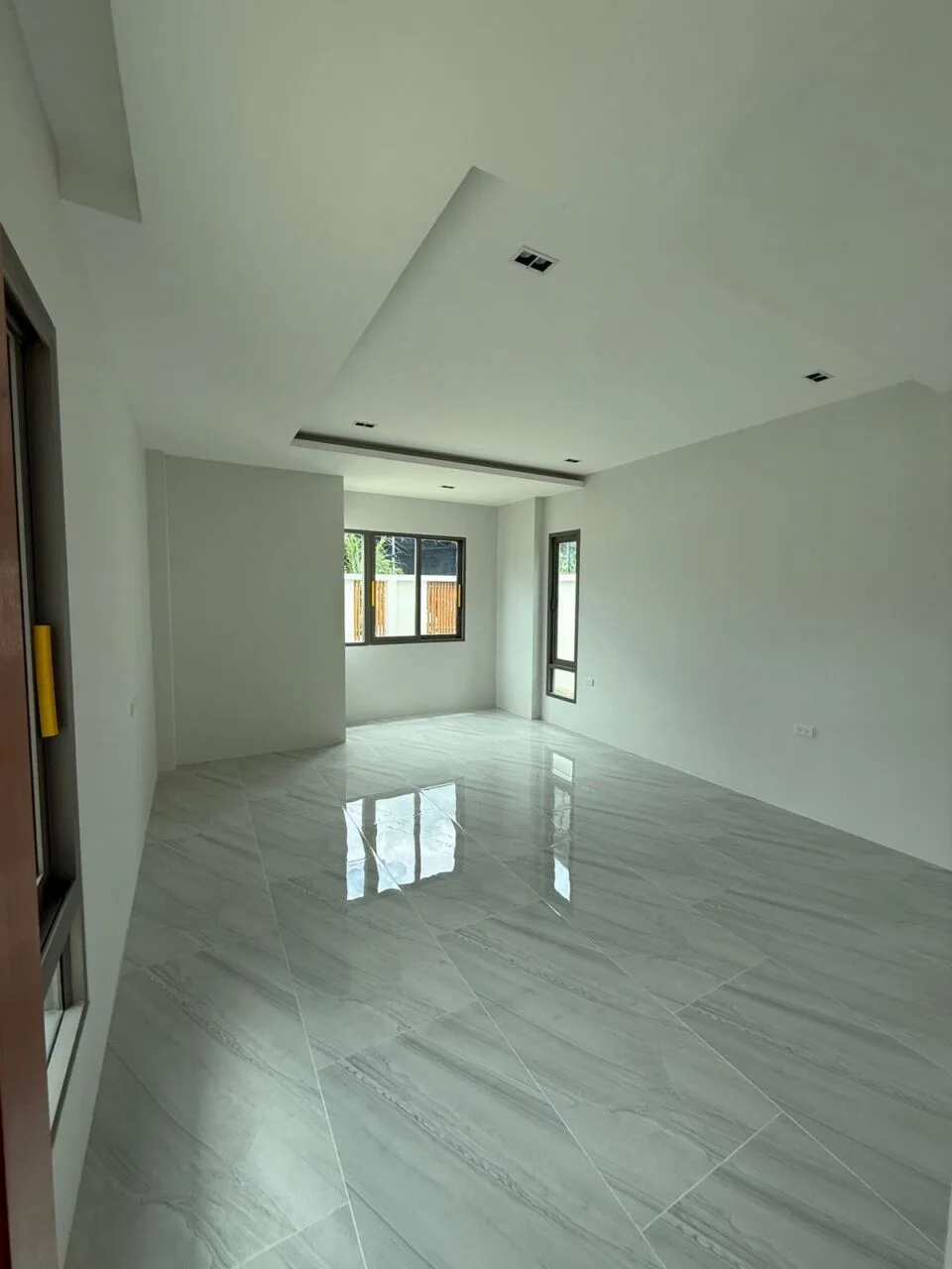 PHOTO-2025-05-14-13-46-27 2 Spacious 5-Bedroom Pool Villa for Sale – Koh Kaew, Phuket
