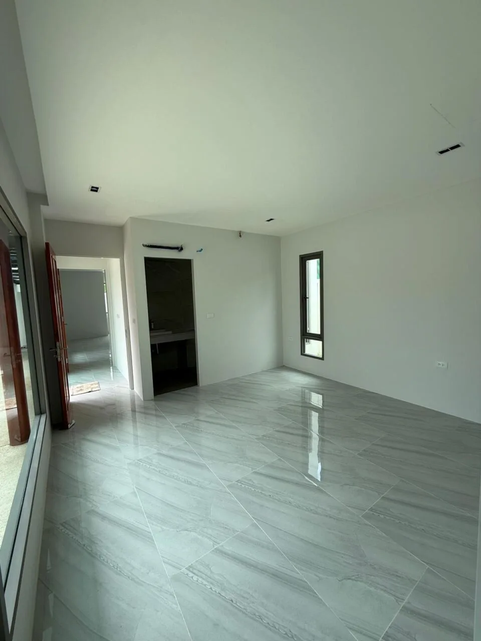 PHOTO-2025-05-14-13-46-27 3 Spacious 5-Bedroom Pool Villa for Sale – Koh Kaew, Phuket