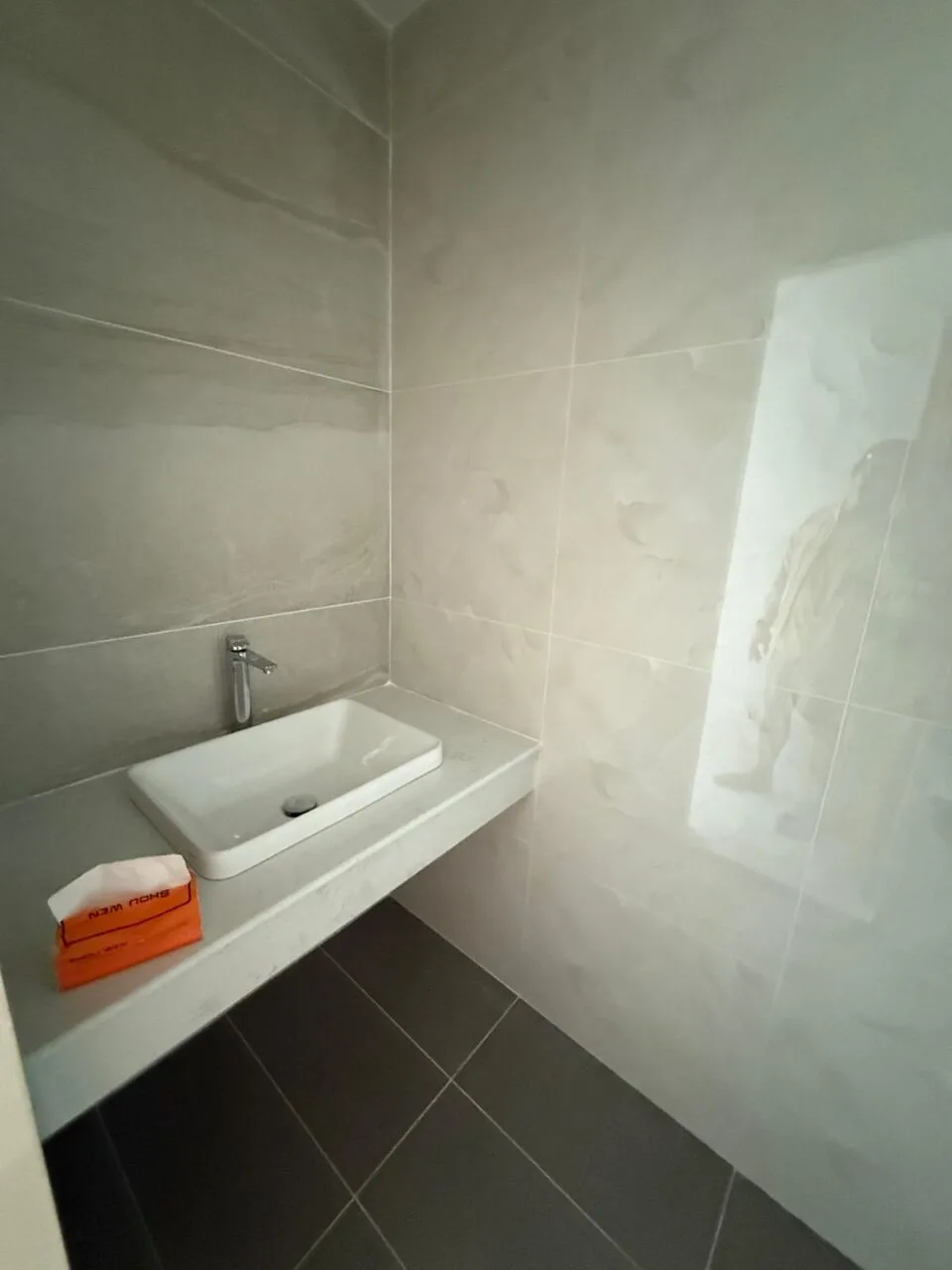 PHOTO-2025-05-14-13-46-28 Spacious 5-Bedroom Pool Villa for Sale – Koh Kaew, Phuket