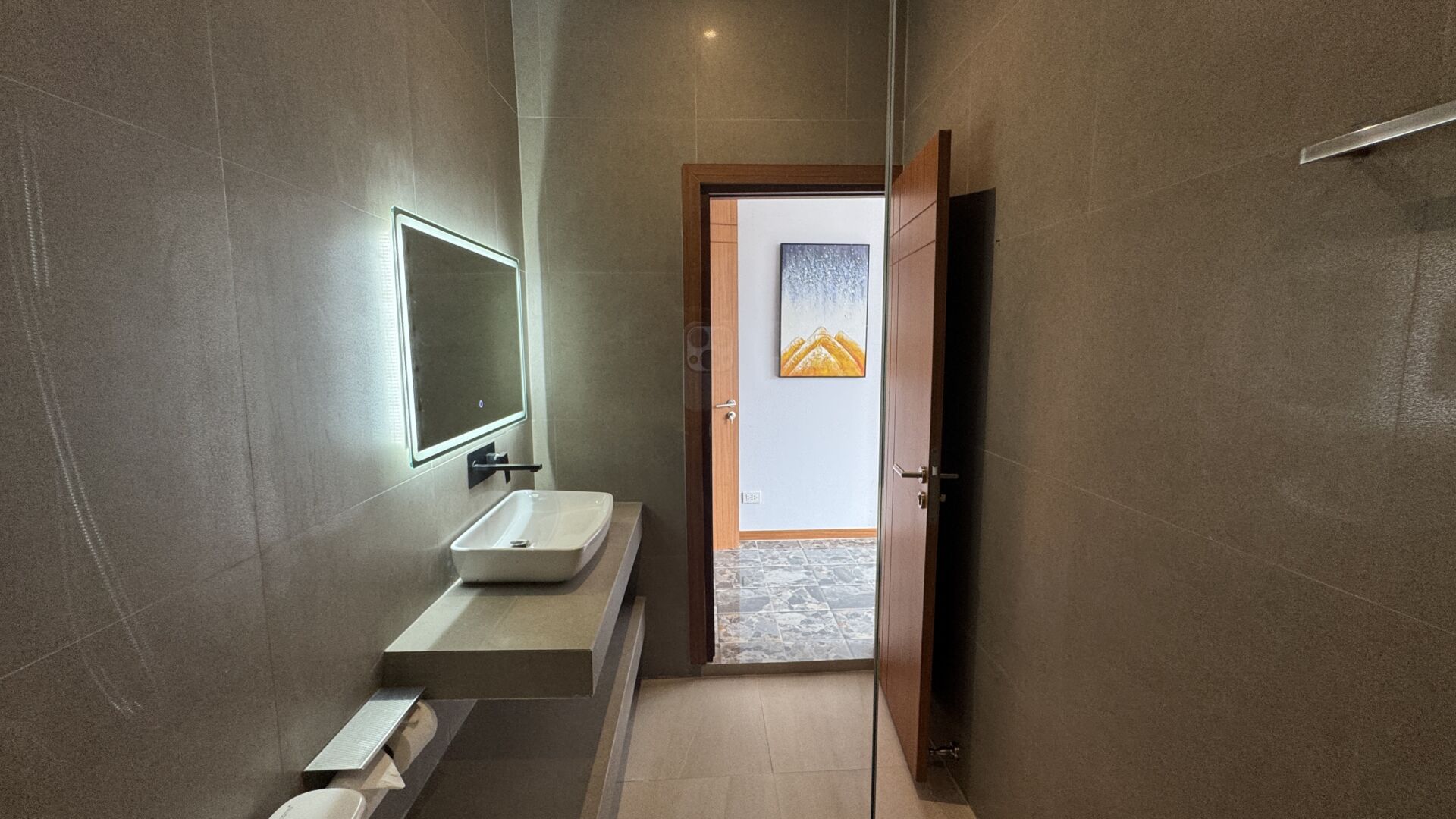 Bathroom 2_5781
