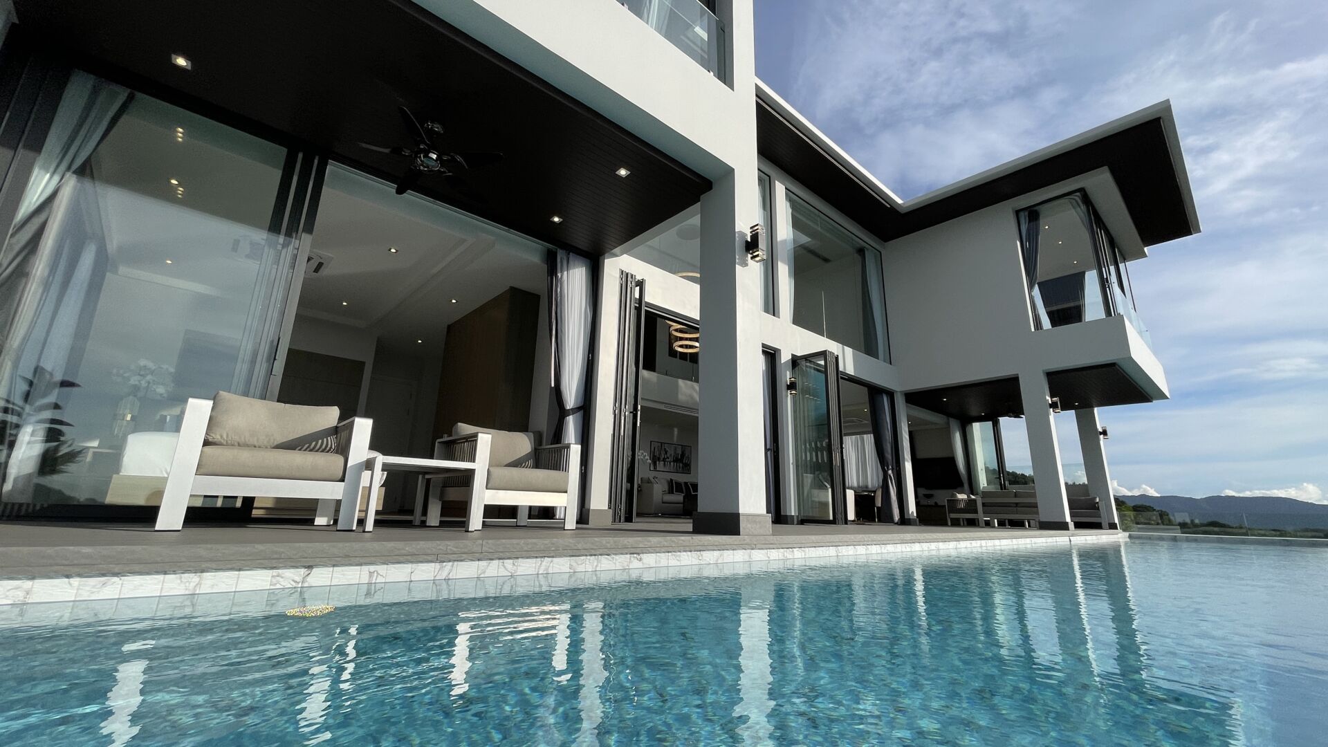 Ocean Hills – Villa A – front pictures IMG_6487