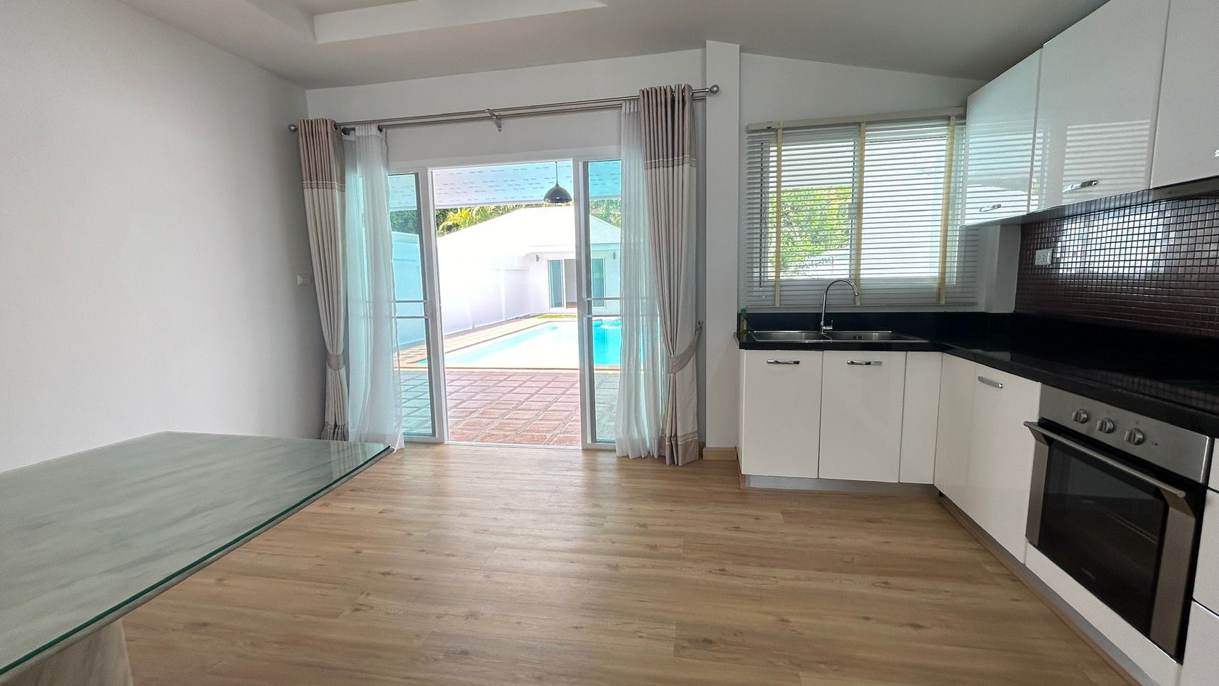 PHOTO-2025-10-26-16-16-59 12