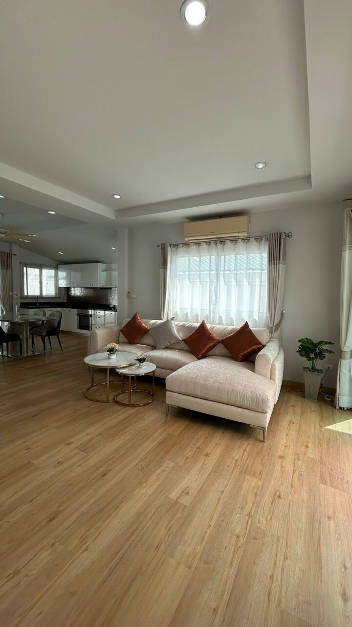 PHOTO-2025-10-26-16-16-59 4