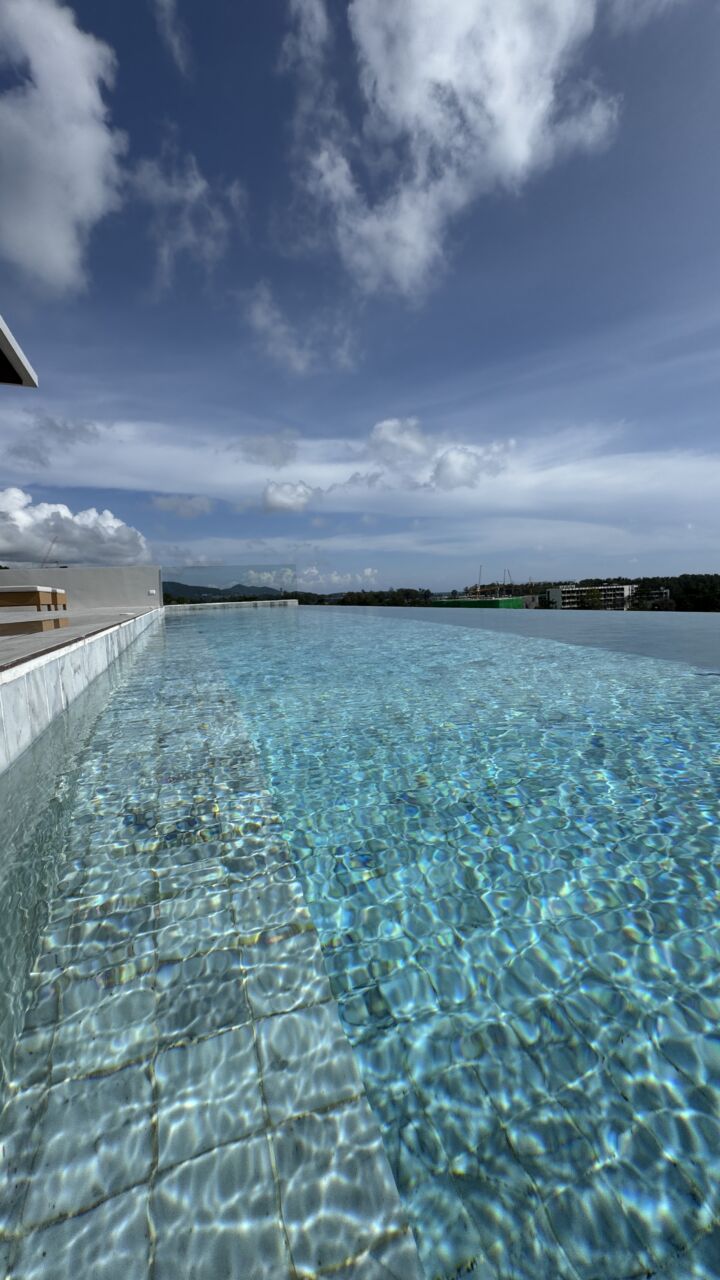 Terrace and Pool_5830
