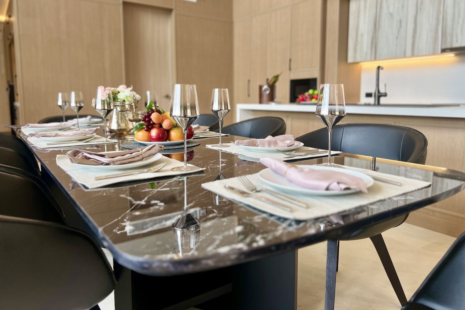 12_Dining and Kitchen