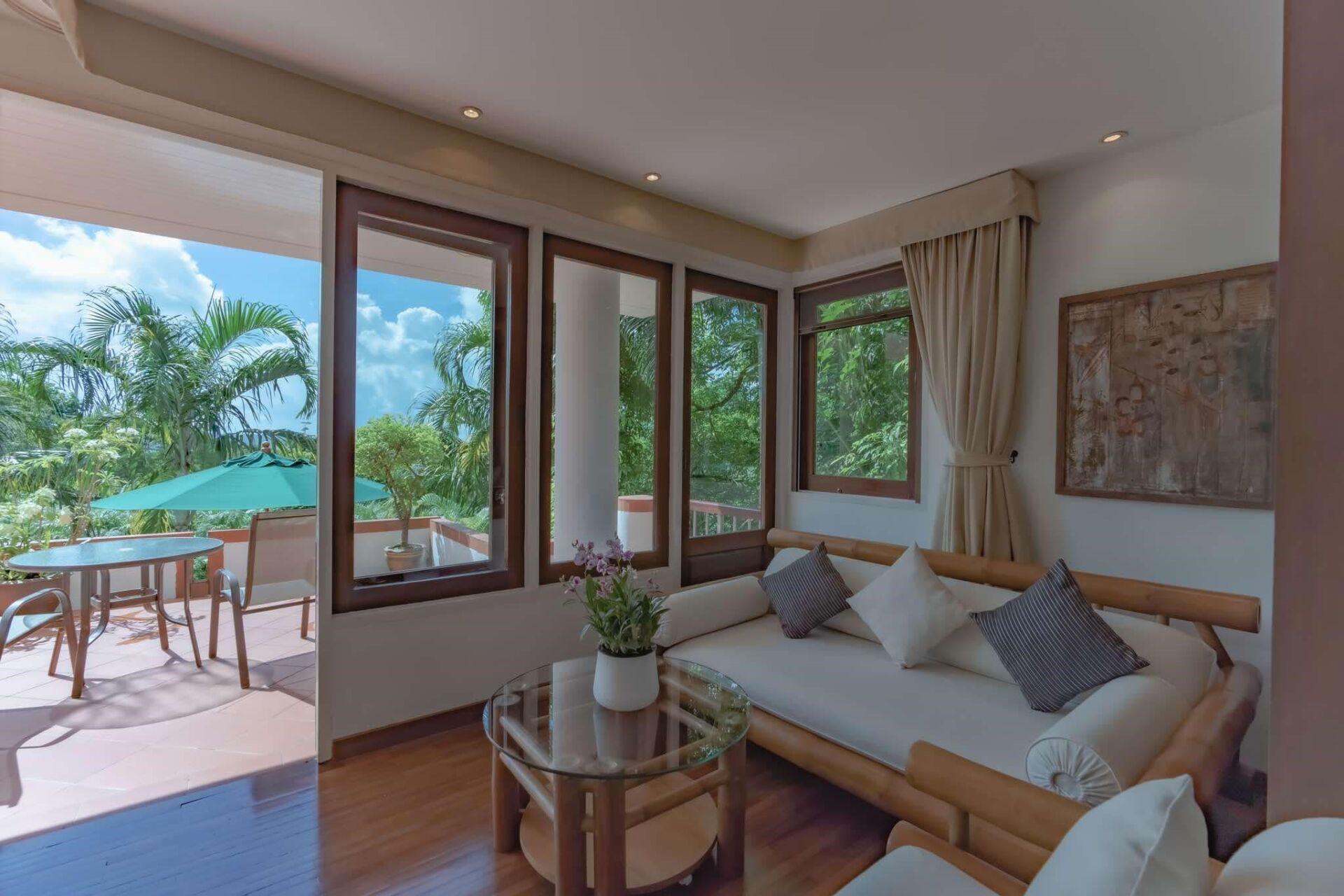 81b29929-f405-4d19-8428-01504a5c3ad7