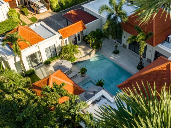 Exquisite 4-Bedroom Luxury Pool Villa in Bang Tao, Phuket | Sai Taan Villa | Thai Estate