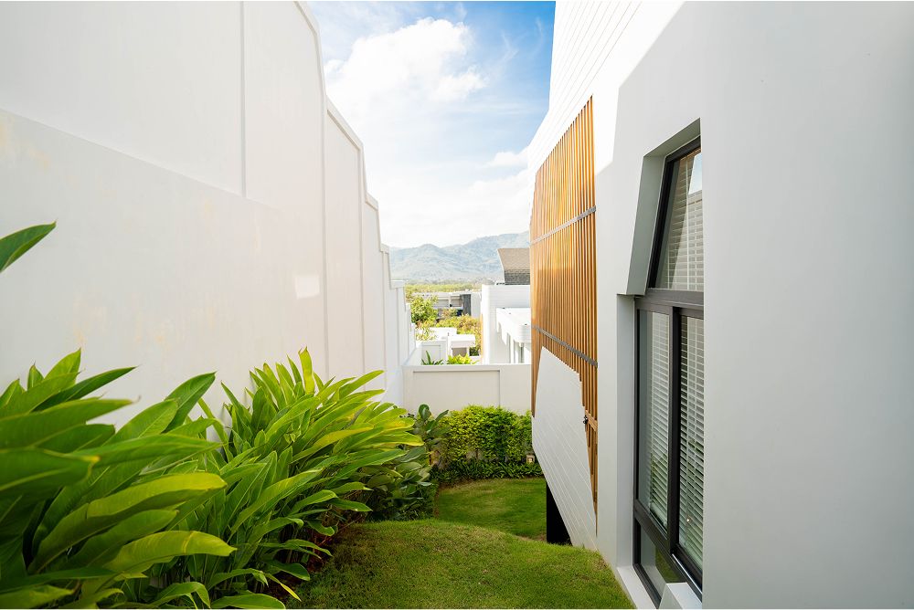 NEW03056-Enhanced-NR