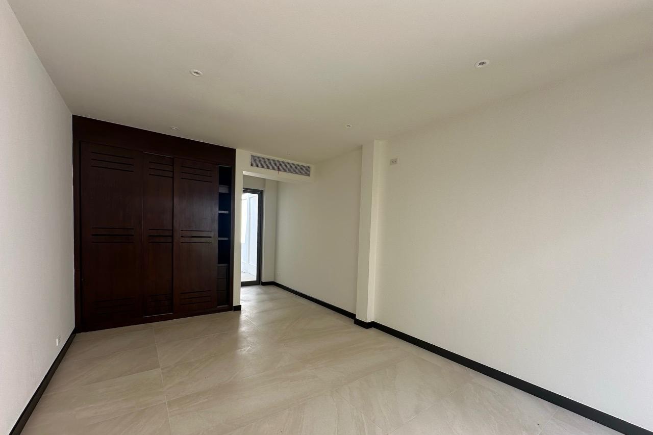 WhatsApp Image 2026-01-04 at 09.46.19 (2)