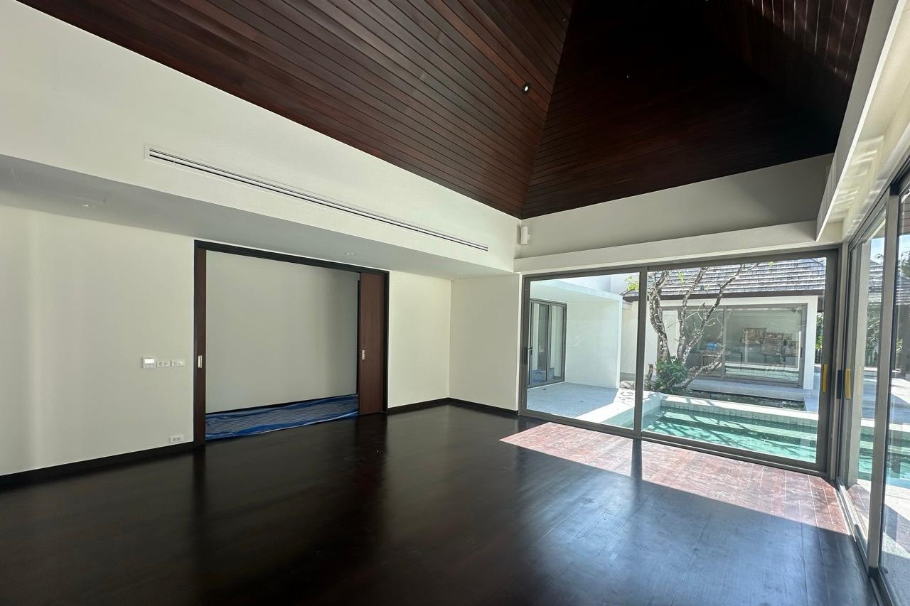 WhatsApp Image 2026-01-04 at 09.46.20 (1)