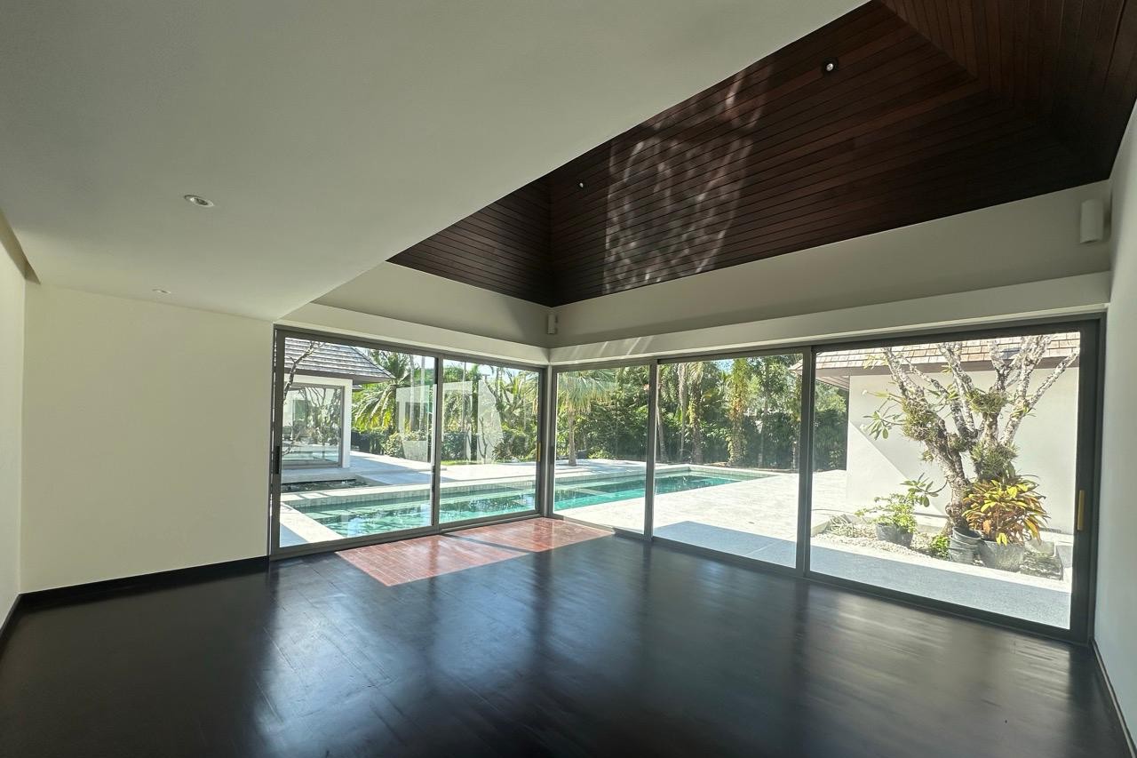 WhatsApp Image 2026-01-04 at 09.46.21