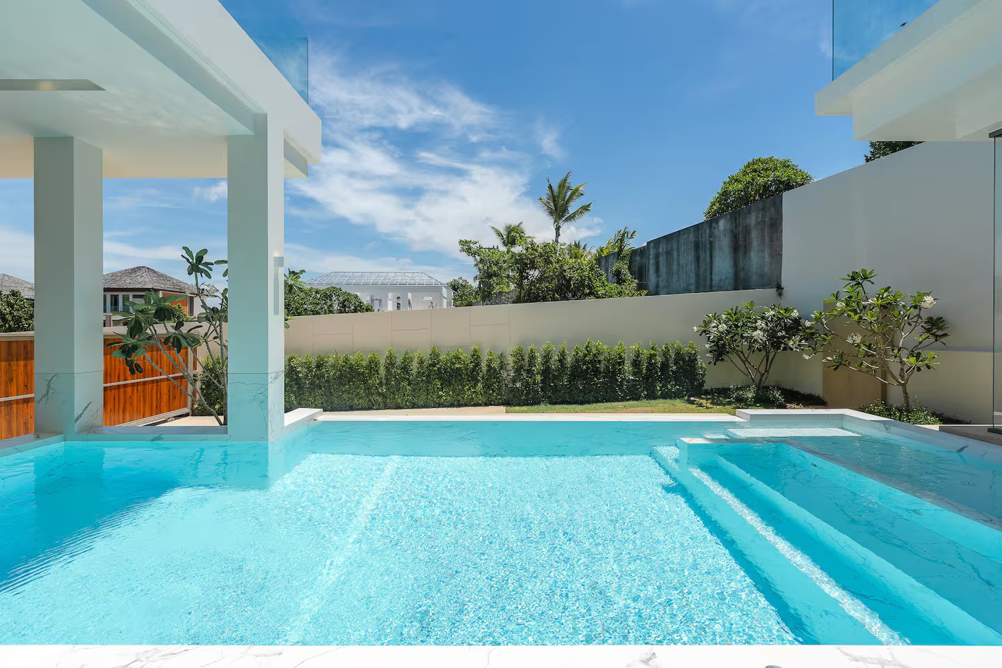 Luxury Modern Pool Villa for Sale in Bangtao, Phuket – Exclusive 4-Bedroom Residence in Cherng Talay