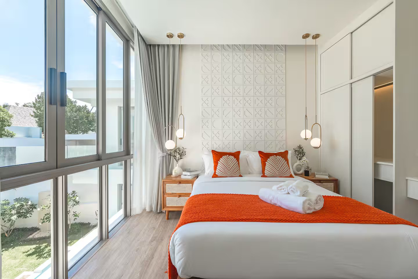 Luxury Modern Pool Villa for Sale in Bangtao, Phuket – Exclusive 4-Bedroom Residence in Cherng Talay