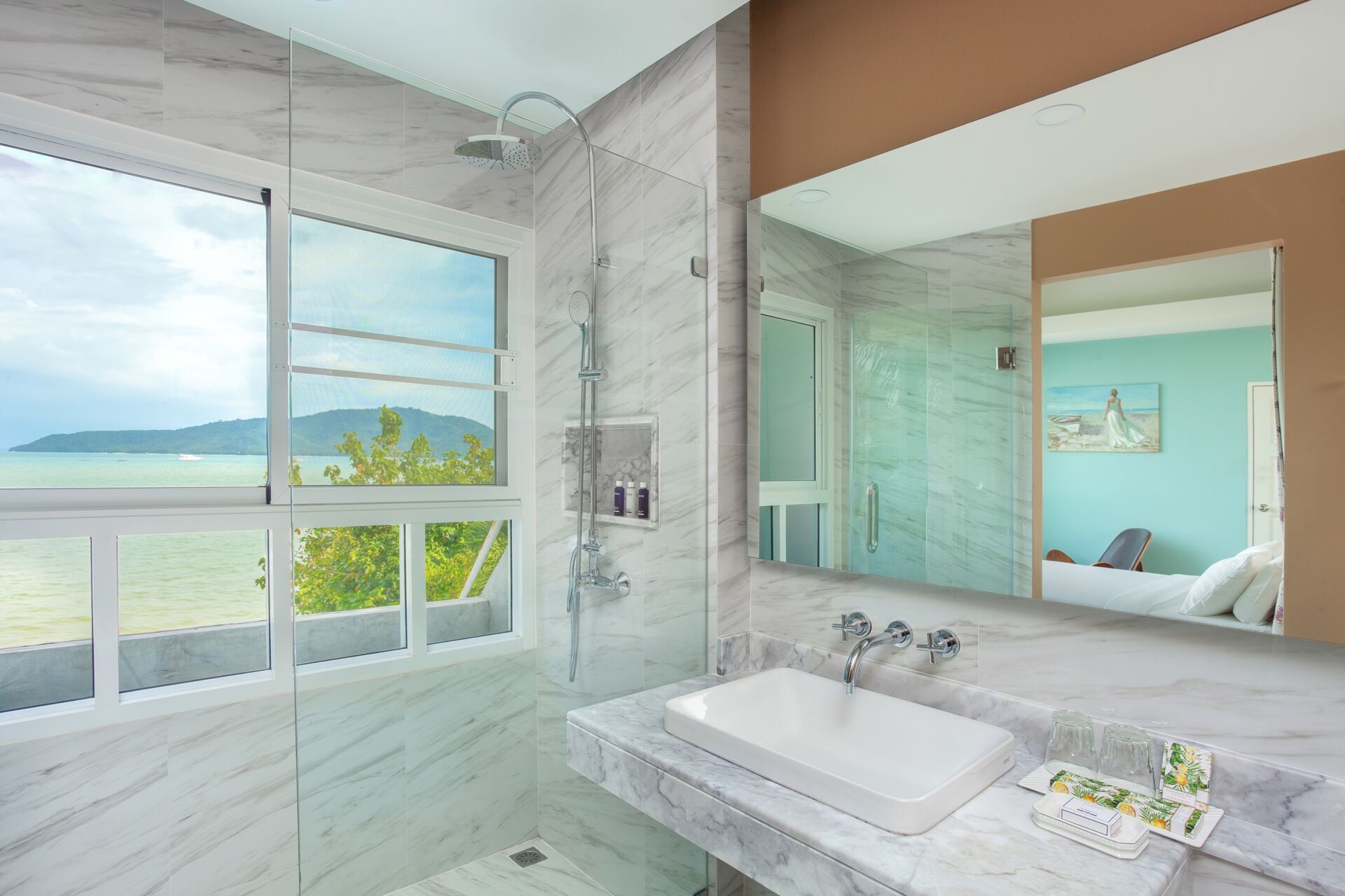 2-Bedroom Beachfront Pool Villa for Rent in Rawai, Phuket