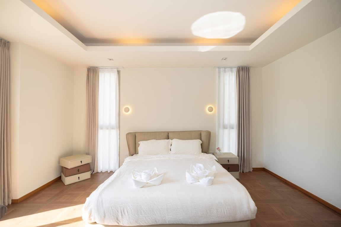 Luxury 5-Bedroom Pool Villa for Rent in Bang Tao, Phuket