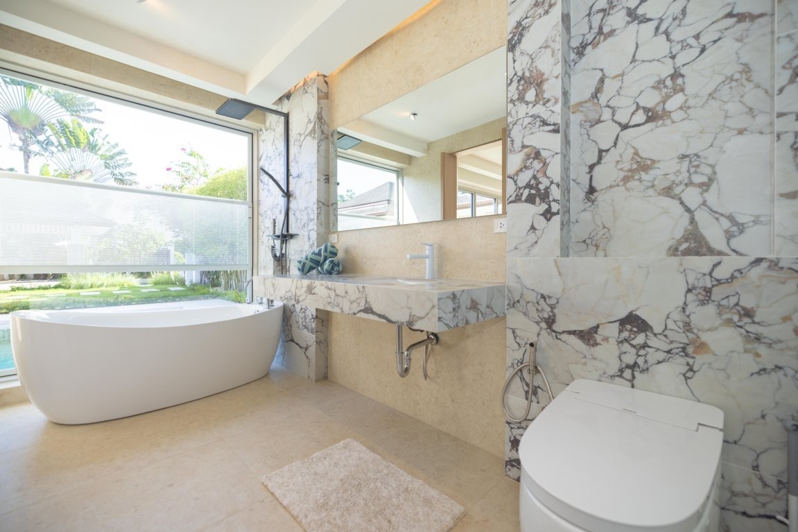 Luxury 5-Bedroom Pool Villa for Rent in Bang Tao, Phuket