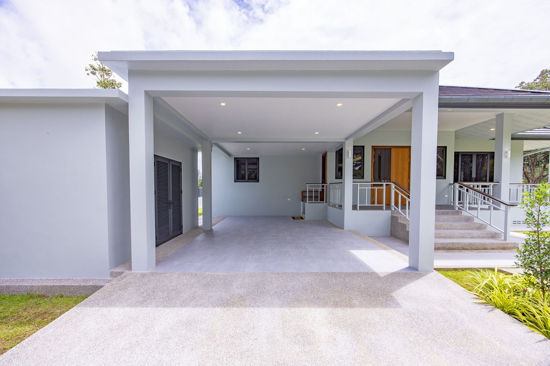 ThaiLife Residences – Luxury Beachfront Pool Villas in Khao Lak, Phang Nga