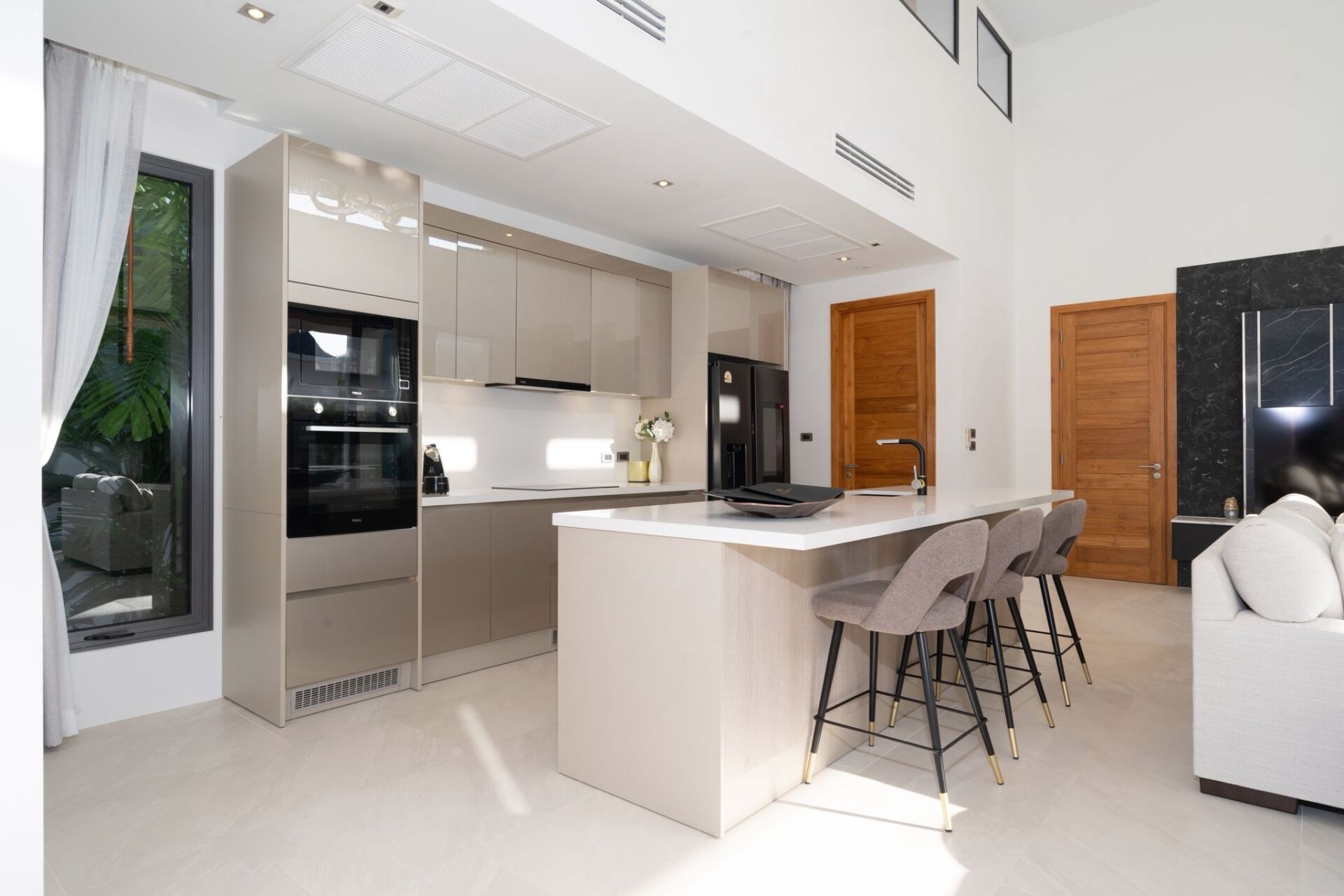Modern Luxury 3-Bedroom Pool Villa for Rent in Bangtao, Phuket