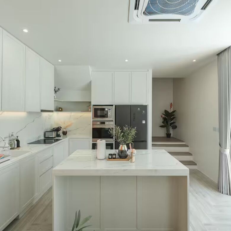 Luxury Modern Pool Villa for Sale in Bangtao, Phuket – Exclusive 4-Bedroom Residence in Cherng Talay