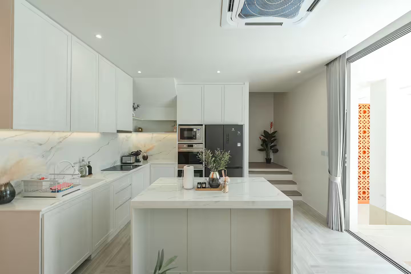 Luxury Modern Pool Villa for Sale in Bangtao, Phuket – Exclusive 4-Bedroom Residence in Cherng Talay