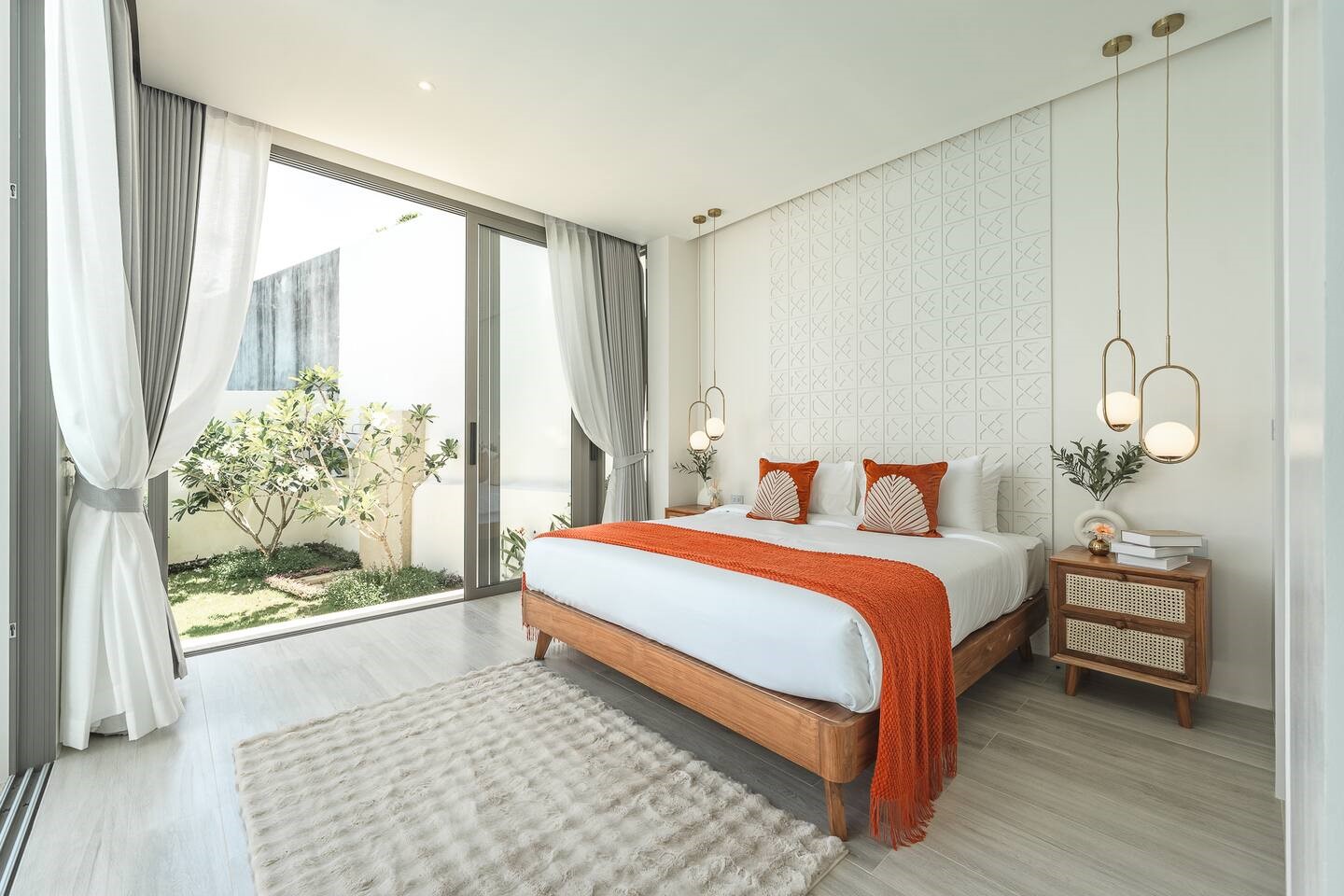 Luxury Modern Pool Villa for Sale in Bangtao, Phuket – Exclusive 4-Bedroom Residence in Cherng Talay