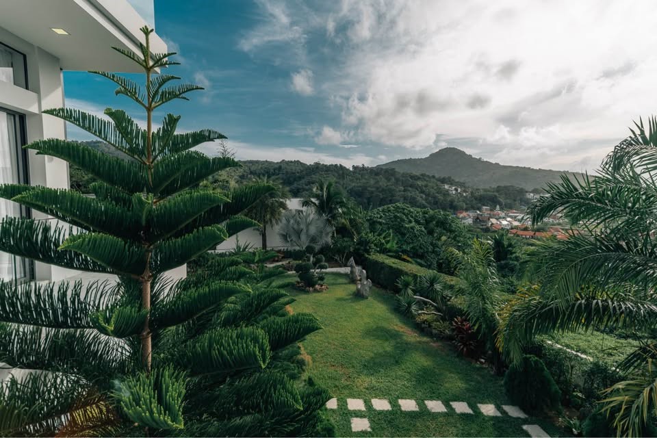 Ultra-Luxury 6-Bedroom Sea View Villa for Rent in Kamala, Phuket
