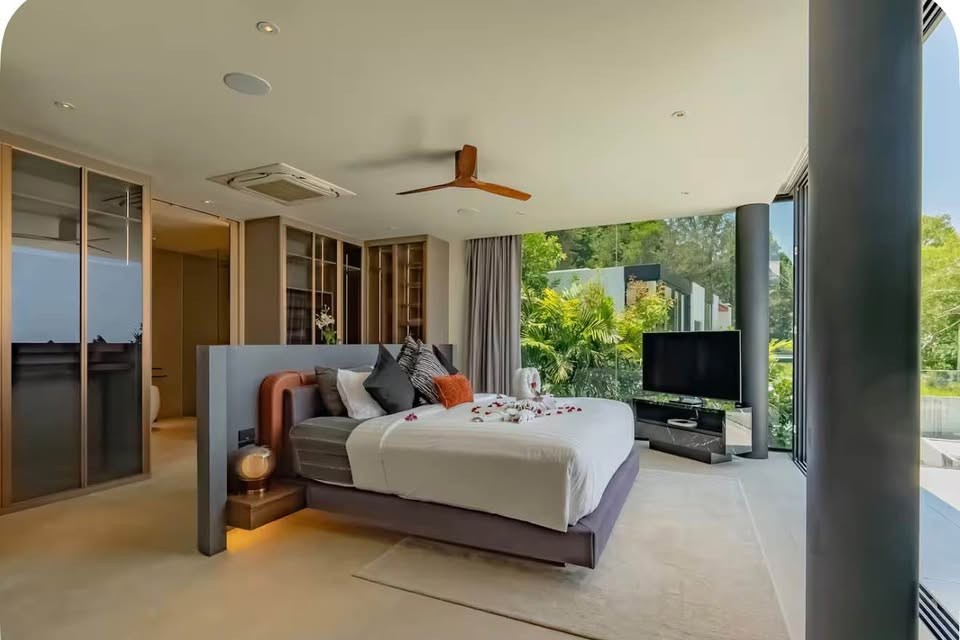Ultra-Luxury Sea View Villa for Short-Term Rent in Layan, Phuket