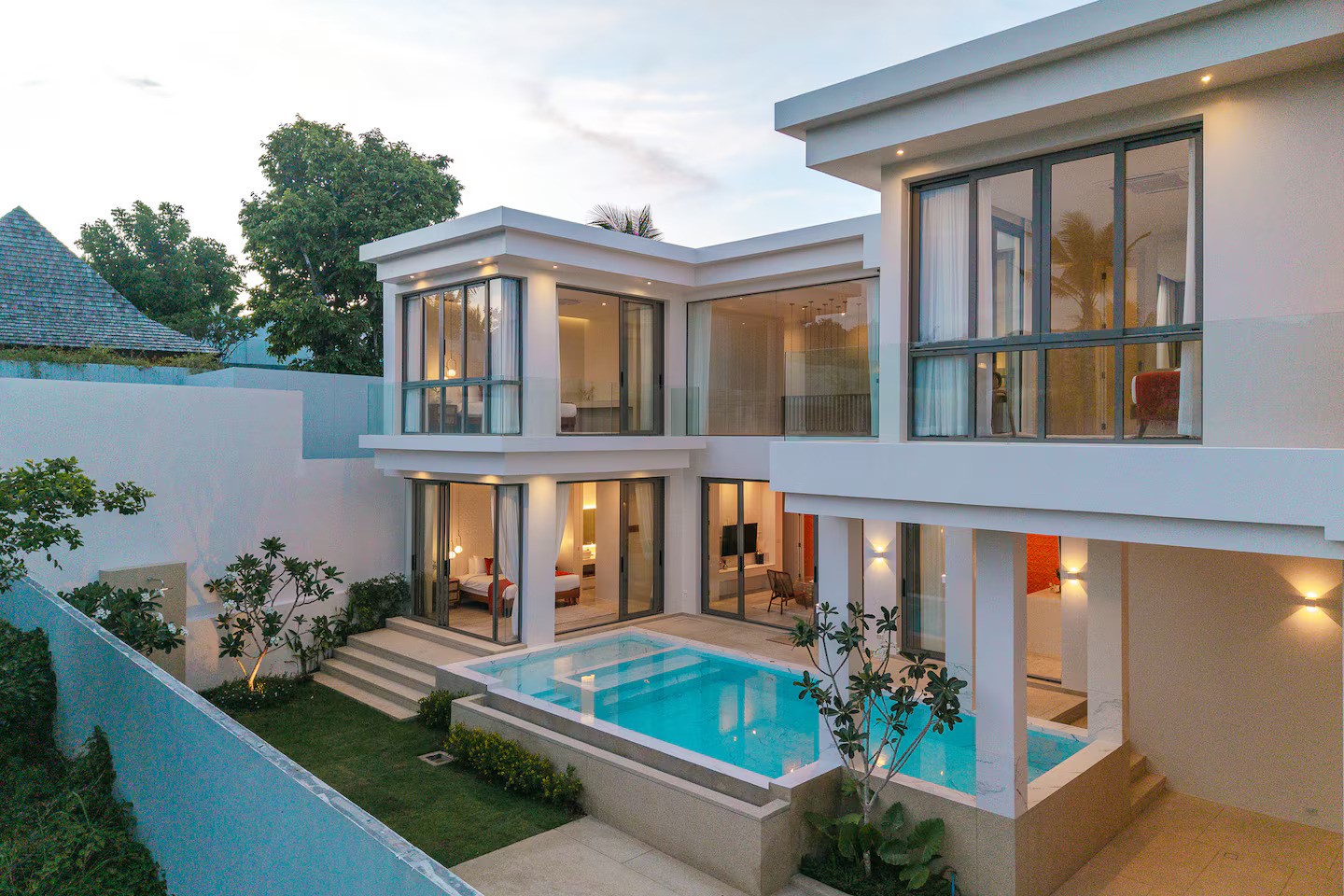 Luxury Modern Pool Villa for Sale in Bangtao, Phuket – Exclusive 4-Bedroom Residence in Cherng Talay